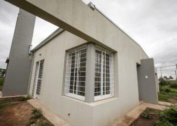 Municipio y Provincia adjudicarán 10 viviendas en Rafaela