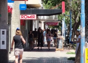 Anotatelo: así trabajarán los comercios en el fin de semana de Año Nuevo