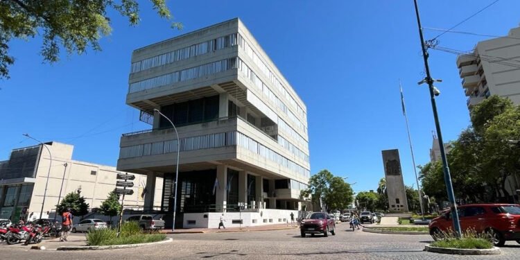 Municipalidad atenderá en horario reducido durante enero