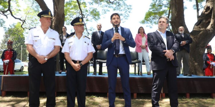 Con una batería de medidas, Pullaro puso en funciones a los nuevos jefes de la Policía