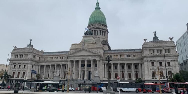 En la primera semana del año, el oficialismo avanzará en la conformación de comisiones claves