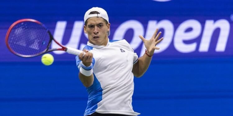 Sebastián Báez y Tomas Etcheverry fueron eliminados en primera ronda en Brisbane