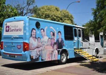 Durante enero, el Ómnibus Sanitario estará en la Plaza 25 de Mayo