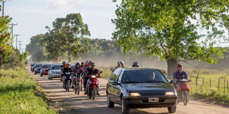 Despideron los restos del joven asesinado por una patota en Santa Teresita