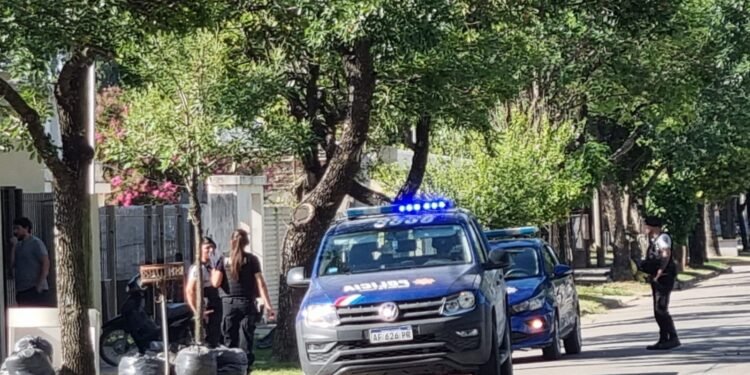 Terror en el Martín Fierro: tiros en plena siesta, tras un intento de robo