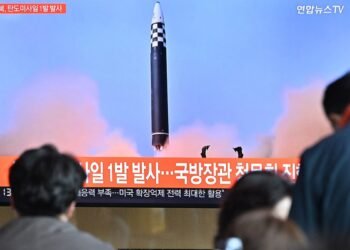 Corea del Norte disparó 200 proyectiles y evacuaron dos islas surcoreanas