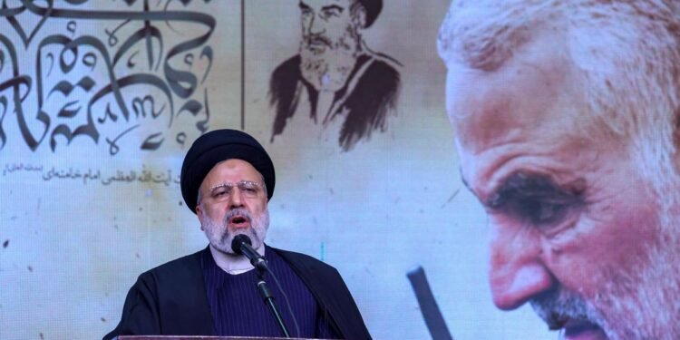 El presidente de Irán prometió «venganza» por el atentado que dejó cerca de 90 muertos