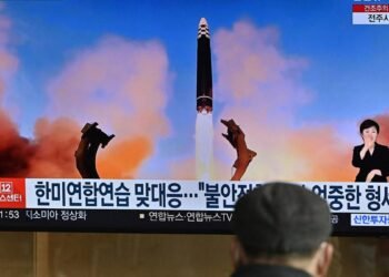 Corea del Norte disparó varios misiles de crucero y crece la tensión con Estados Unidos