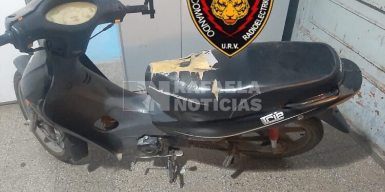 Empezó el año entregándose a la policía: estaba prófugo