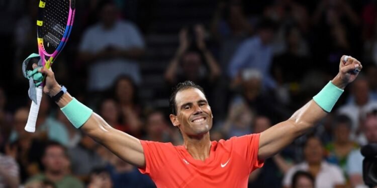 Nadal regresó a las canchas con un triunfo