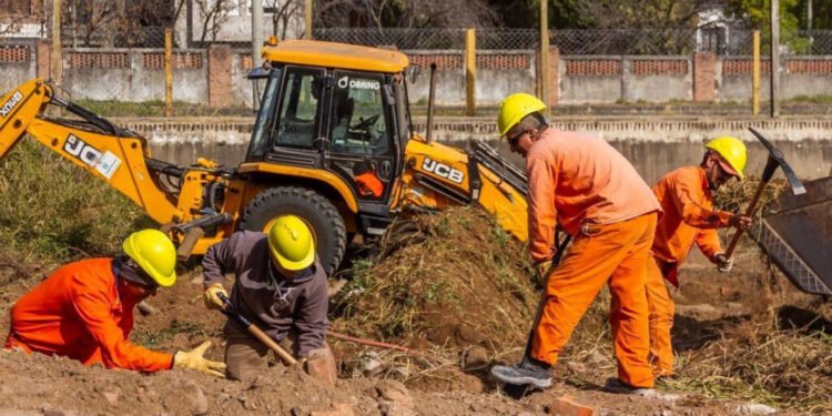 Obra Pública: en su primer mes, la gestión Pullaro saldó deudas por más de $ 11 mil millones