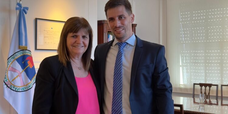 Viotti se reunió con Bullrich para pedir que Gendarmería patrulle los barrios de Rafaela