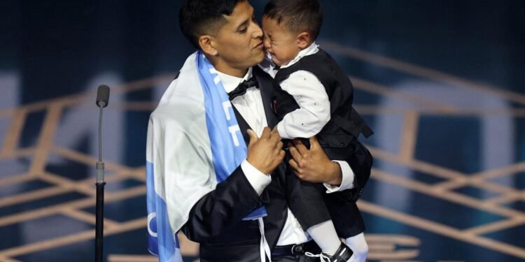 Messi, nuevamente premiado con el «The Best» por la FIFA