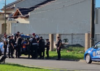 Dos detenidos luego de una persecución a través de Bv. Roca