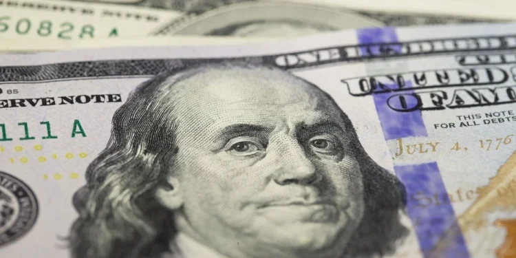 A cuánto opera el dólar este miércoles 28 de febrero: la información, minuto a minuto