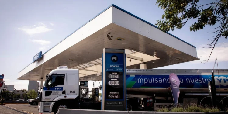 Nuevo aumento de combustibles: cuánto subirán los precios a partir del 1 de marzo