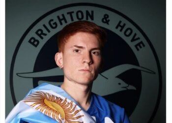 Brighton presentó a Valentín Barco como refuerzo