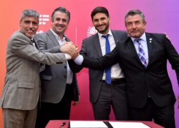 Pullaro: “La construcción de políticas públicas de desarrollo regional motorizarán a la Argentina”