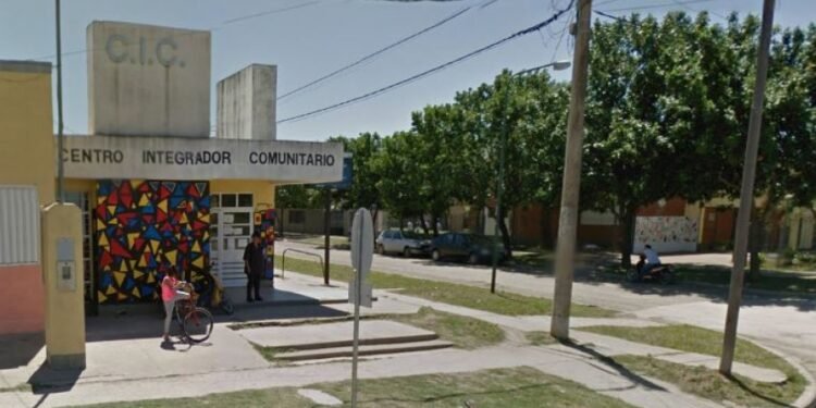 En medio de la ola de calor, desde el CIC de barrio Zazpe denuncian «no poder trabajar»