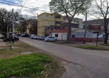 Asesinan de tres balazos a un hombre en Rosario y detuvieron a cuatro sospechosos