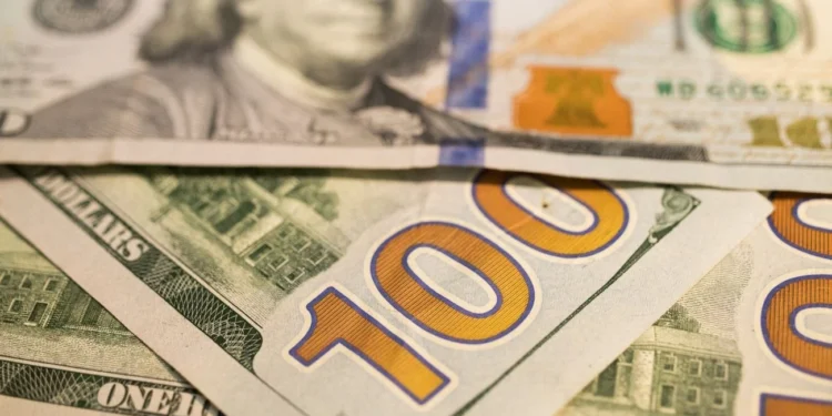 A cuánto se vende el dólar este jueves 29 de febrero: la información, minuto a minuto