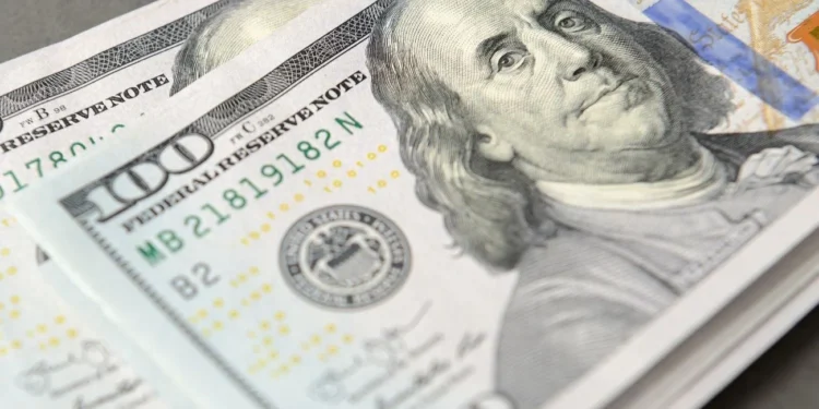 A cuánto opera el dólar este miércoles 21 de febrero: la información, minuto a minuto