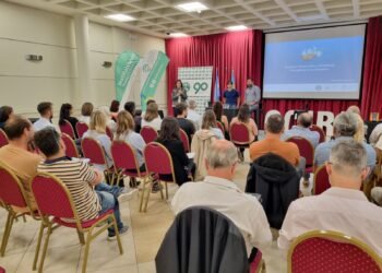 Capacitación sobre energías renovables y eficiencia energética