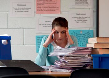 En medio del conflicto con los maestros, duro informe de la provincia sobre el ausentismo docente,