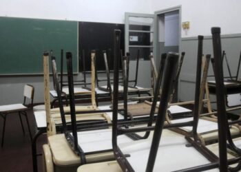 La clases no comenzarán el lunes: todos los caminos conducen al paro