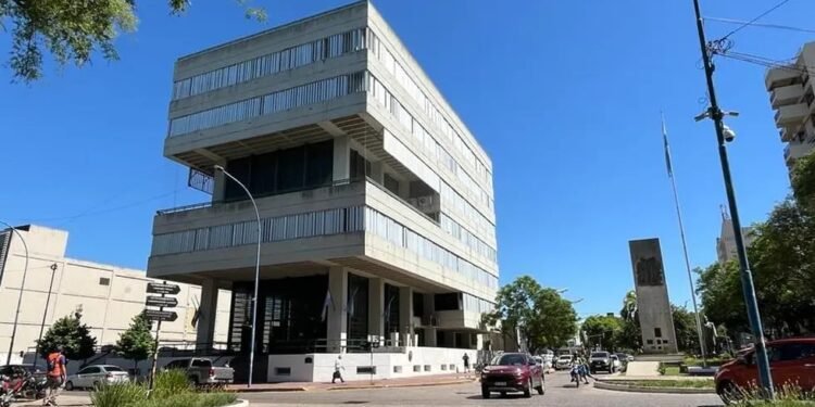 Se reanudan servicios municipales tras acuerdo salarial con el SEOM