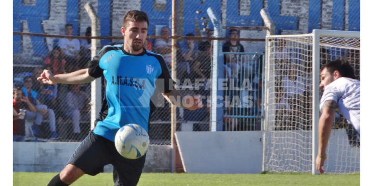 Drama en la cancha: un jugador de Argentino de Humberto sufrió fractura de cráneo