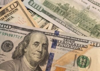 A cuánto opera el dólar este viernes 1º de marzo: la información, minuto a minuto