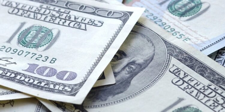 A cuánto cotiza el dólar este viernes 8 de marzo: la información, minuto a minuto