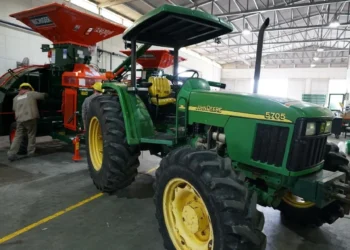 Por la retracción del mercado interno la industria santafesina volvió a caer en enero