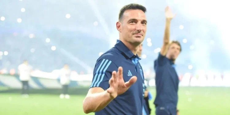 Scaloni repasó su ciclo, habló del futuro y llevó tranquilidad: «Nunca dije que no íbamos a seguir»