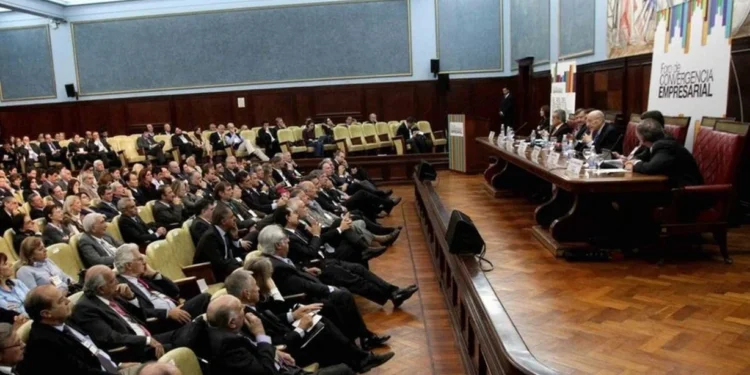 El Foro de Convergencia Empresarial suma respaldos a la convocatoria el presidente