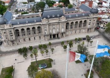 Advierten sobre el deterioro de las cuentas provinciales