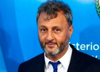 Milei destituyó al Secretario de Trabajo por aumentos de sueldo en el Ejecutivo