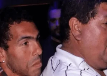Tevez, sus últimos días en Boca y el sentido recuerdo de su papá: «En el entretiempo me largaba a llorar»