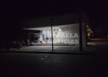 Tras el apagón, se restablece paulatinamente el servicio eléctrico en la ciudad