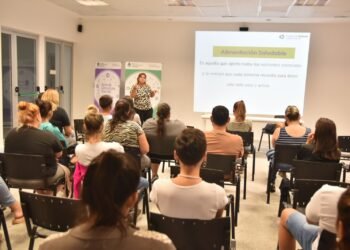 Curso de Manipulación segura y saludable de alimentos en el Centro Recreativo “La Estación”