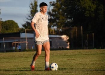 Las dos mujeres fueron atendidas y trasladadas al hospital por personal del SIES 107   En el lugar se montó un operativo de control de tránsito, dada la cantidad de curiosos que se acercaron, en horario en que muchas personas salen de sus trabajos en el área comercial y vuelven a los hogares.