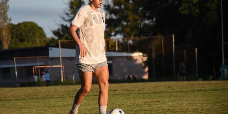 Las dos mujeres fueron atendidas y trasladadas al hospital por personal del SIES 107   En el lugar se montó un operativo de control de tránsito, dada la cantidad de curiosos que se acercaron, en horario en que muchas personas salen de sus trabajos en el área comercial y vuelven a los hogares.