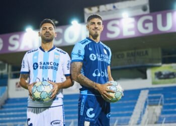 Atlético de Rafaela presentó la nueva indumentaria para la temporada 2024