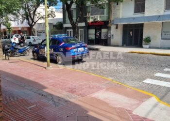 Inseguridad en Rafaela: intentaron robar nafta de una moto en pleno centro