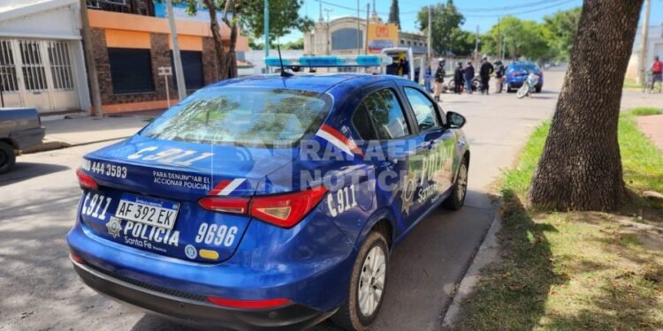 Se llevó productos para el cabello de un supermercado: fue detenido