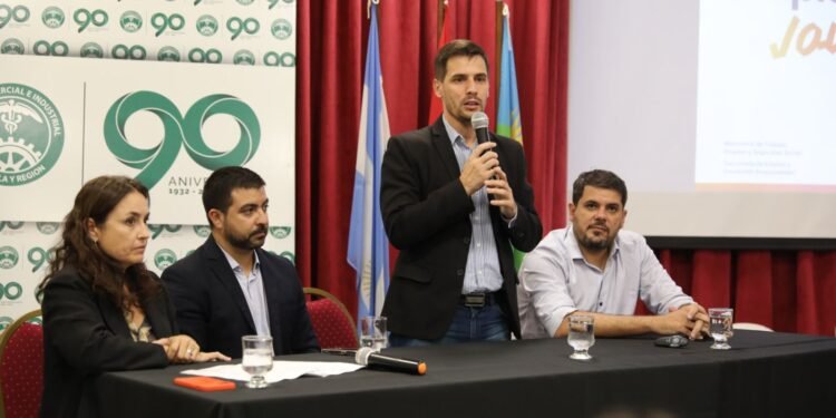 Empleo Joven: El municipio y provincia unidos por la inserción laboral de los jóvenes