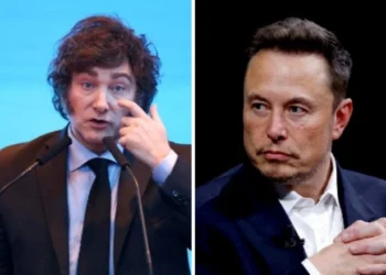 Javier Milei se reúne con Elon Musk en una fábrica de Tesla en Texas