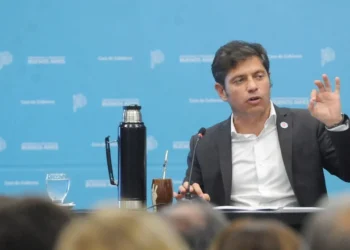 Kicillof reclamó la intervención de la Corte en la relación entre Nación y las provincias