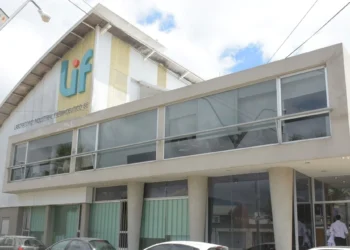 Invertirán más de $ 2.000 millones para reactivar la planta del LIF en Santa Fe